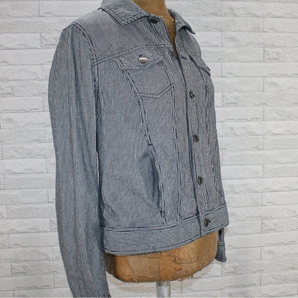 Talbots Petite Jean Jacket Blue White Railroad Thin Pinstripe Denim Collar Large - Picture 8 of 12